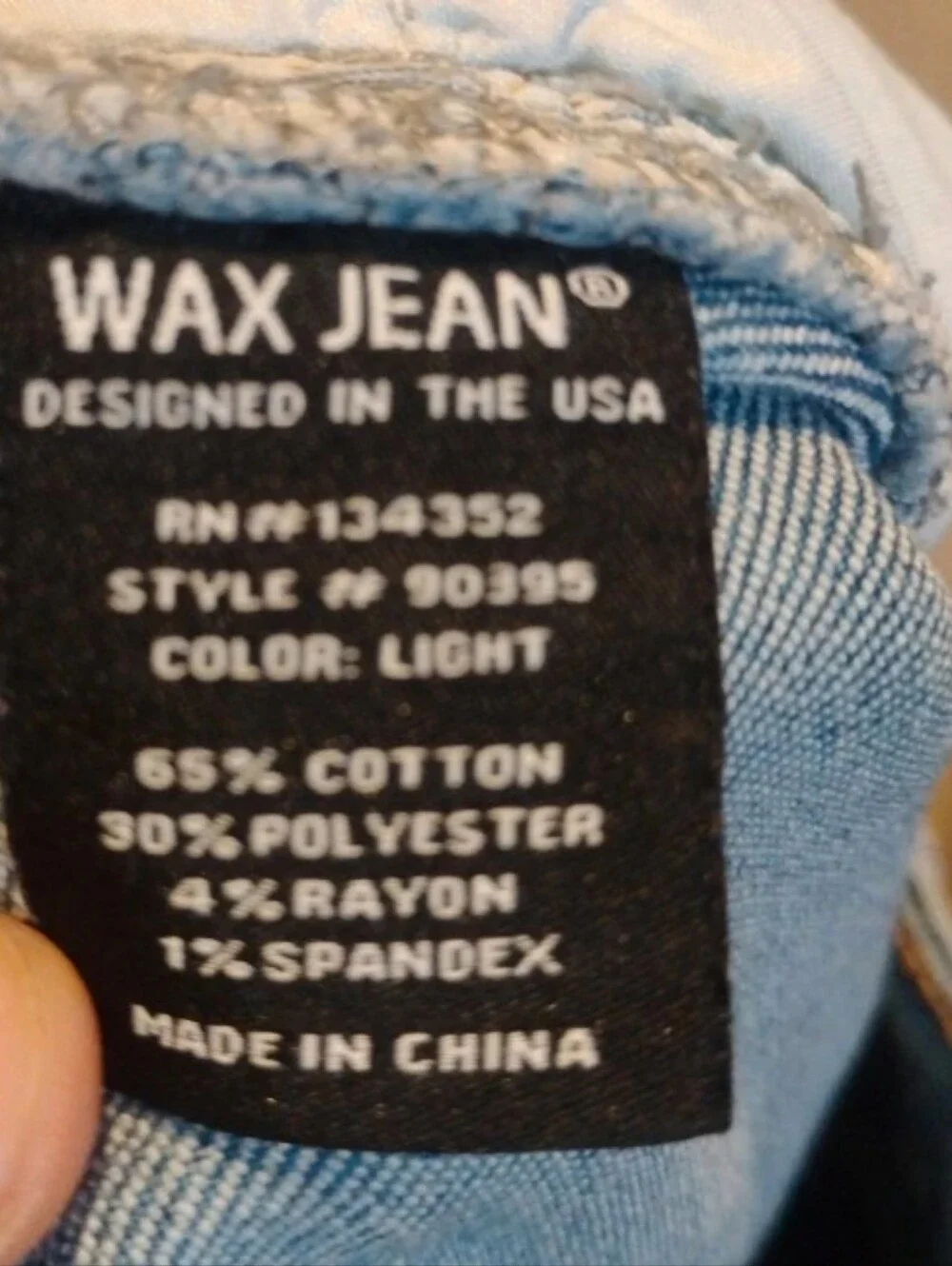Wax Jean Collection Distressed Bermuda Denim Shorts Light Wash - M